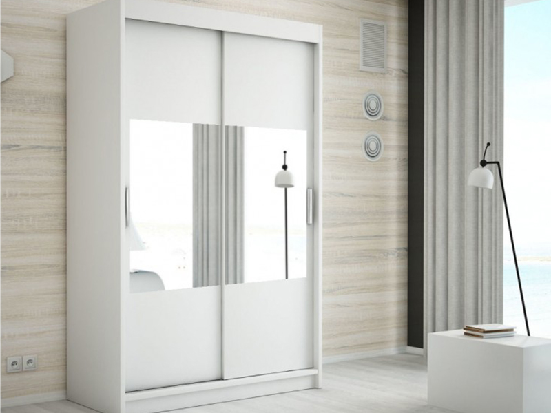 fitted free standing sliding wardrobe