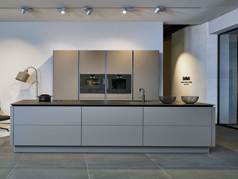 What kind of kitchen cabinet is good? How to clean the kitchen cabinet?