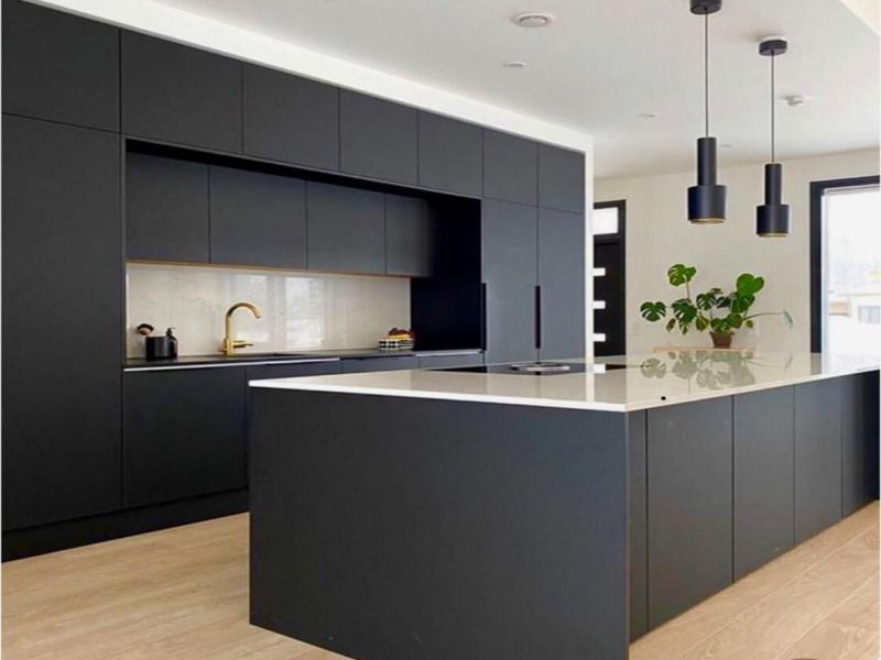 What kind of materials are the common types of kitchen cabinets?